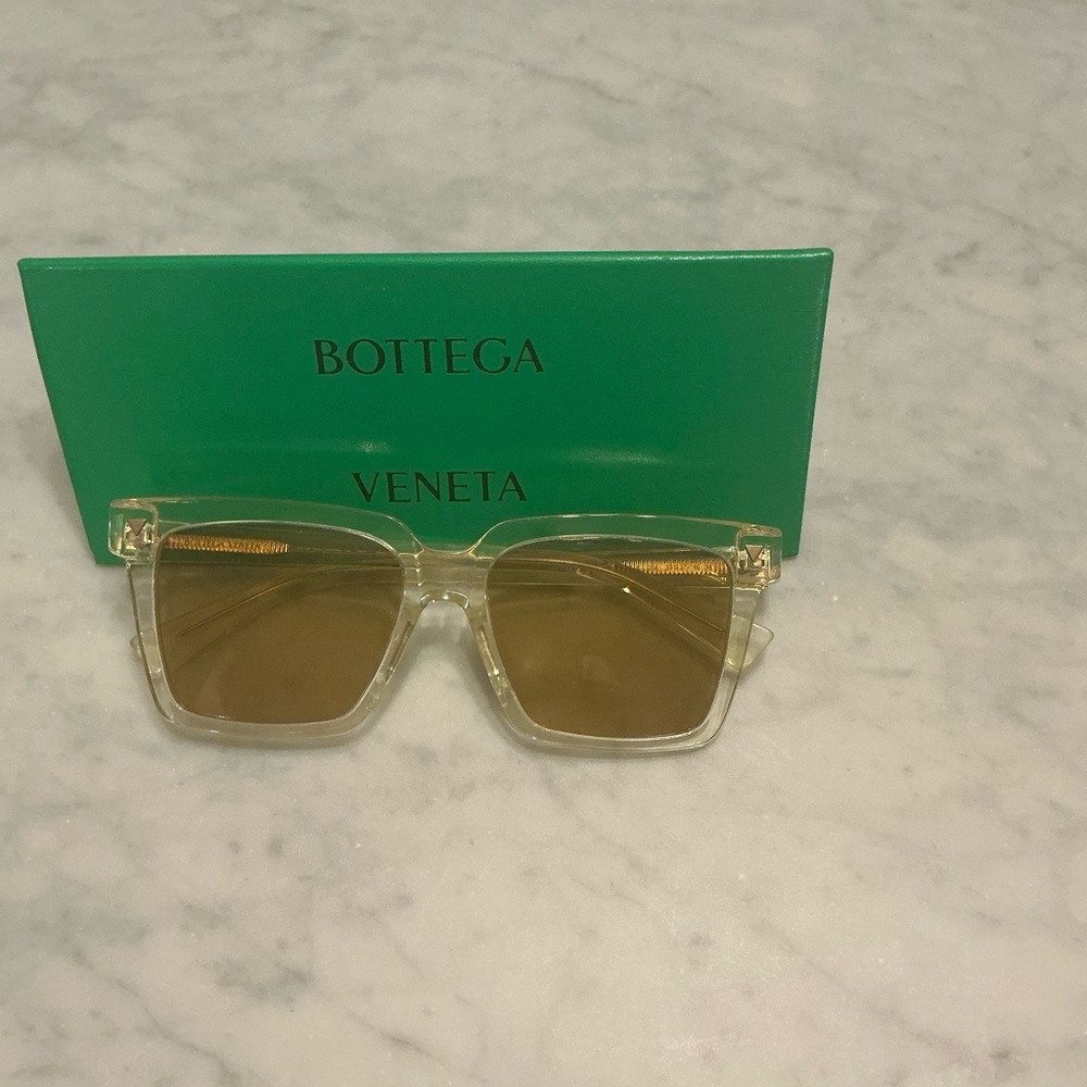Bottega Veneta Transparent Sunglasses